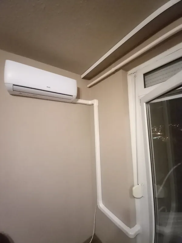 Beltéri egység és rendezett csövezés
